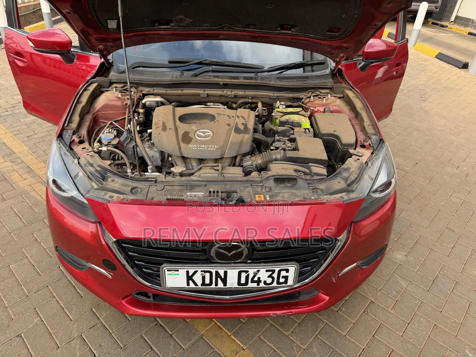 Mazda Axela 2017 Red
