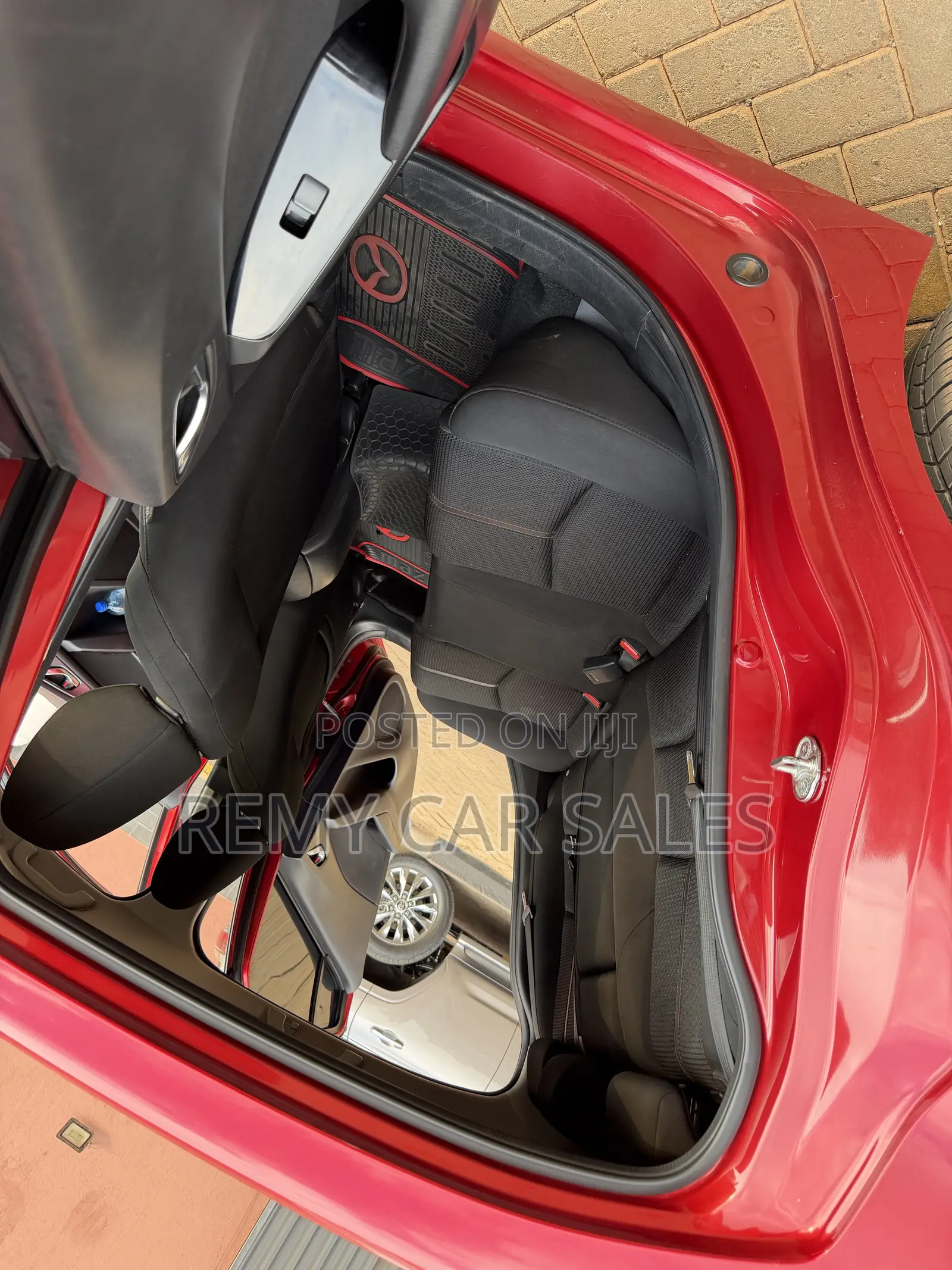 Mazda Axela 2017 Red