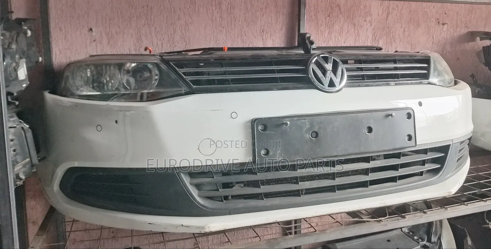 Volkswagen Jetta MK6 Nosecut