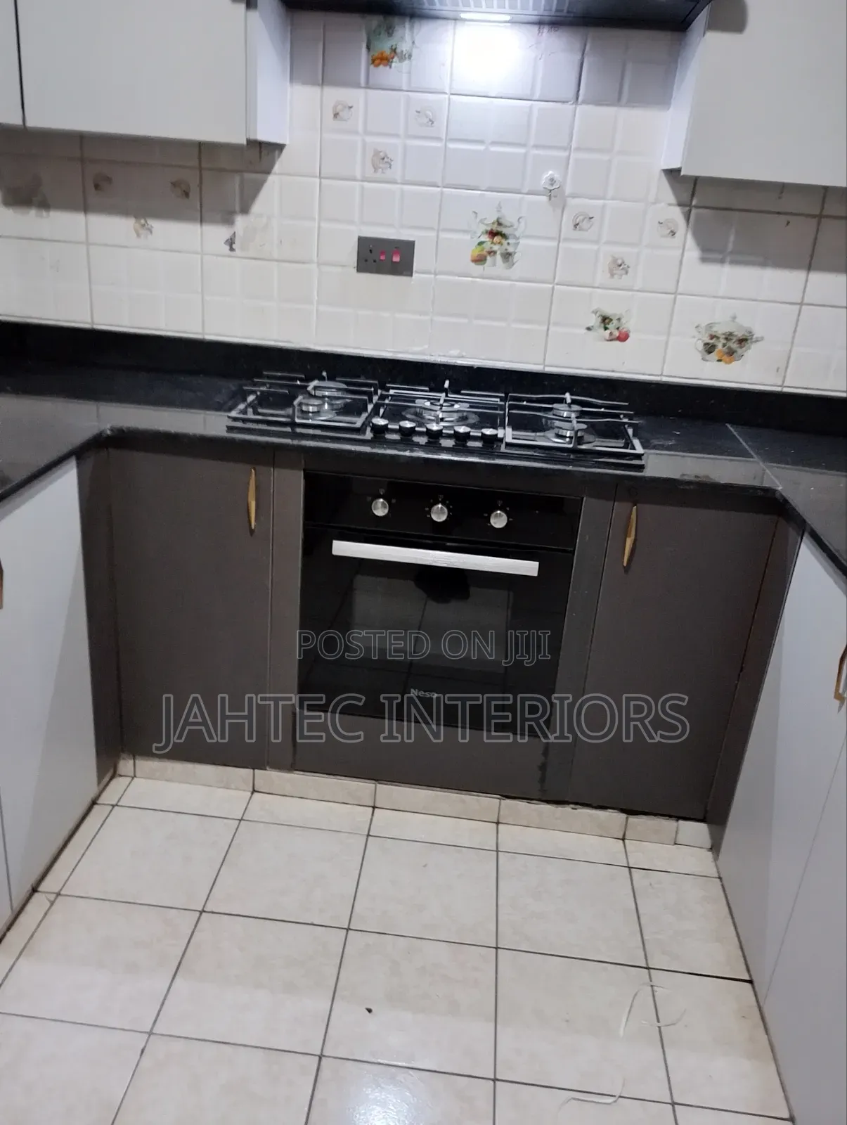 Kitchen Cabinet Fitting Professional 