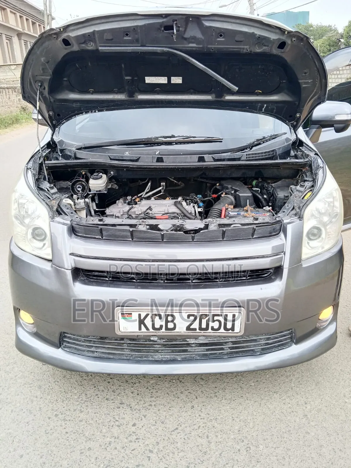 Toyota Noah 2008 Gray