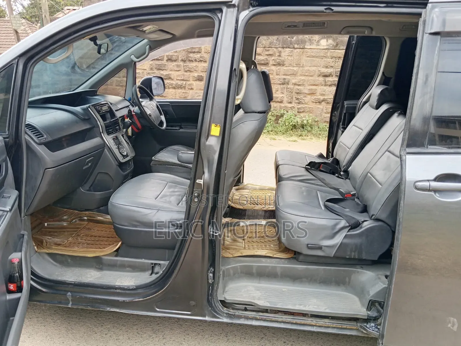 Toyota Noah 2008 Gray