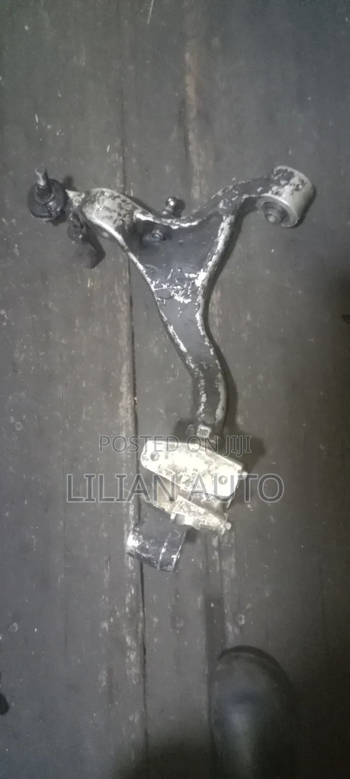 Nissan Fuga Arm