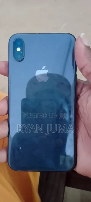 Apple iPhone X 64 GB Black