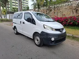 Nissan NV200 2019 White