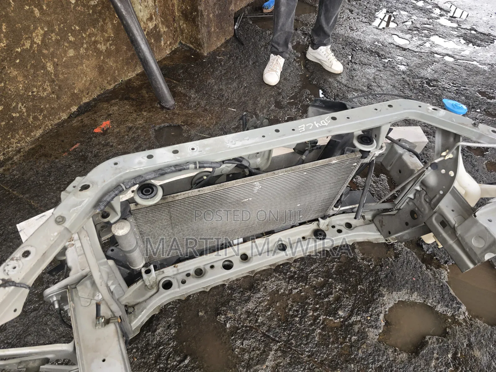 Nissan Tiida Nose Cut