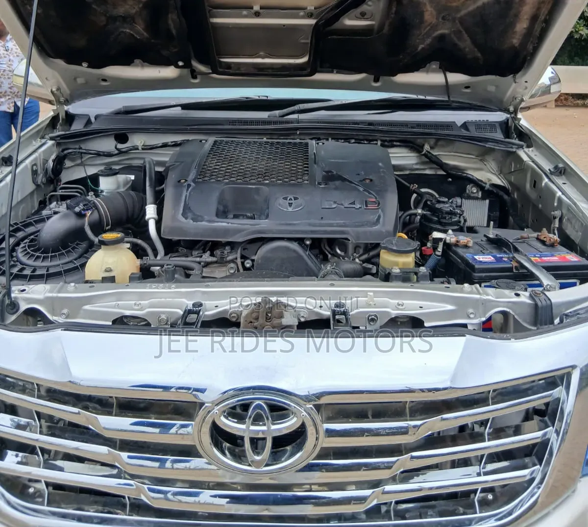 Toyota Hilux 2013 Gray