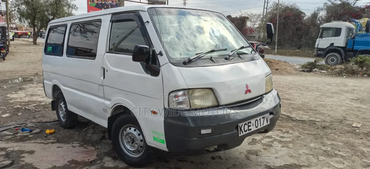 Mazda Bongo 2012 White