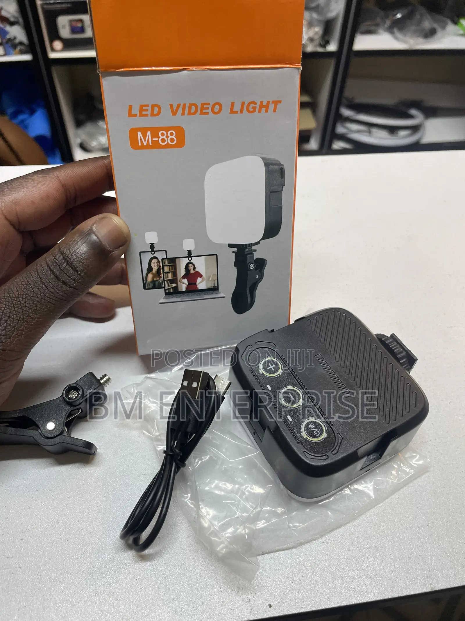 Best Selling M88 Video Clip Light
