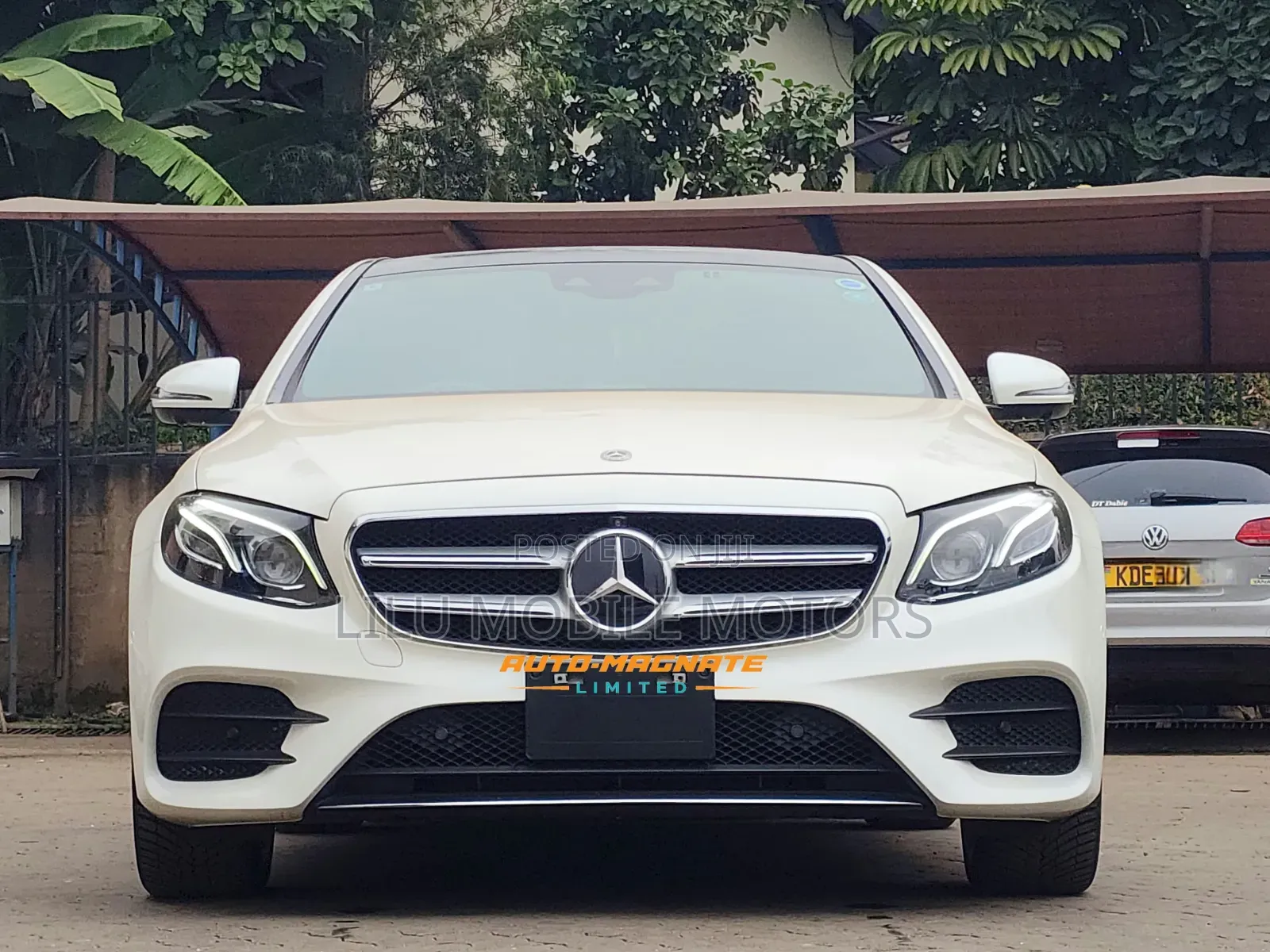 Mercedes-Benz E200 2020 White