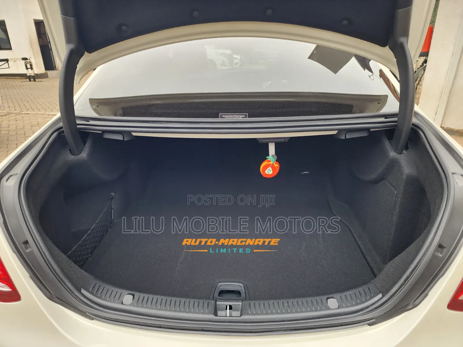 Mercedes-Benz E200 2020 White