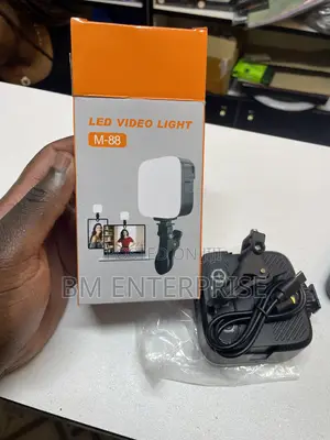 M88 Mobile LED Video Clip Light