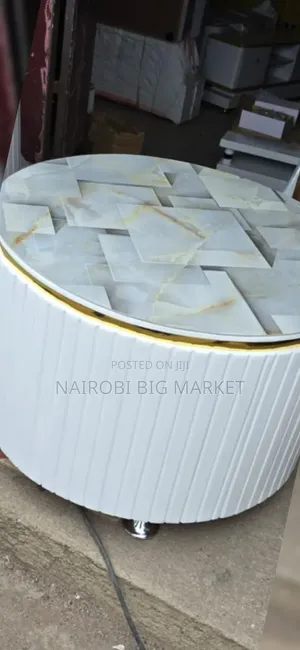 White Executive Modern Round Coffee Table