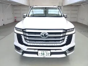 Toyota Land Cruiser 2022 Off white