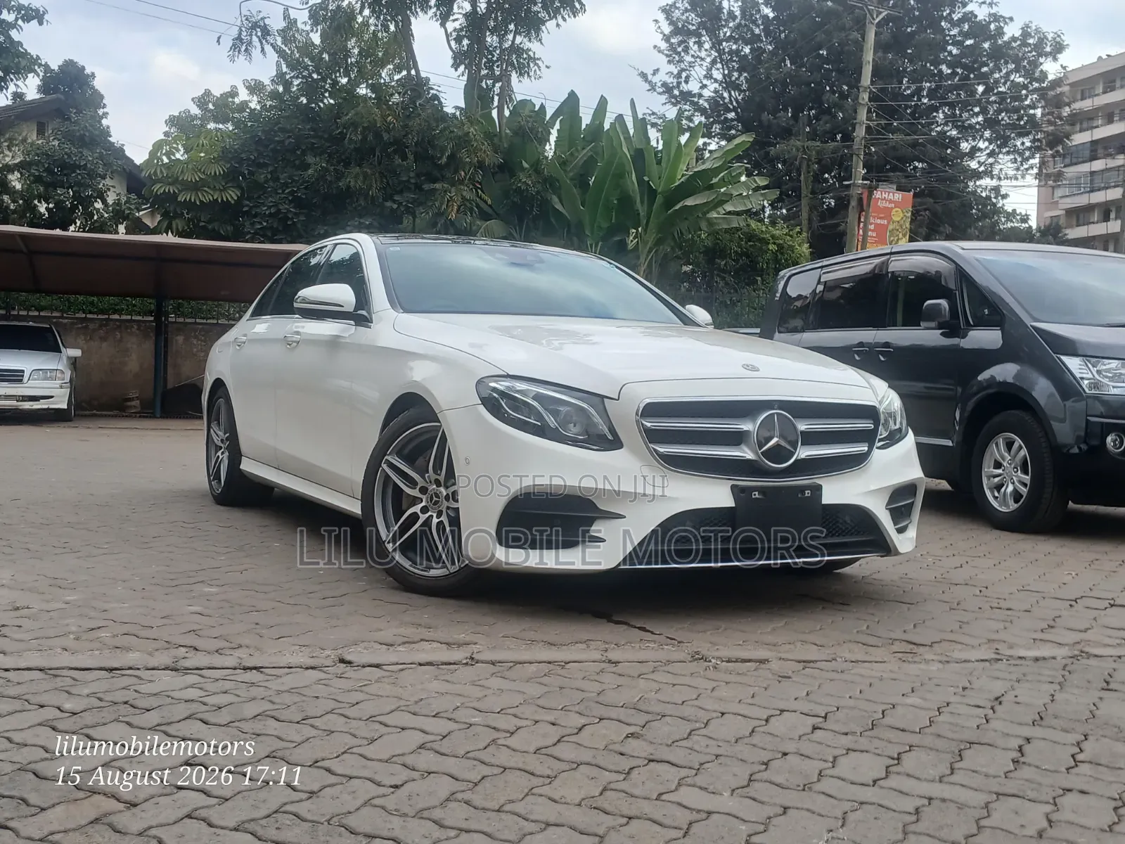 Mercedes-Benz E200 2019 White