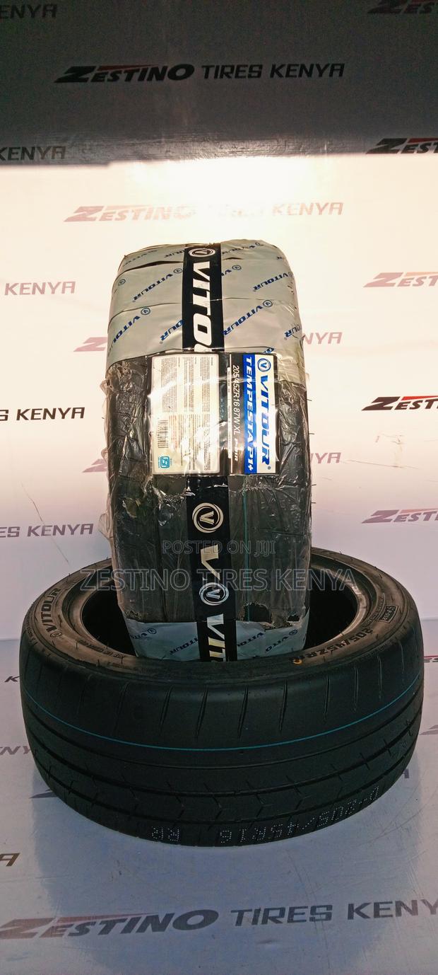 Vitour Tyres 205/45 R16