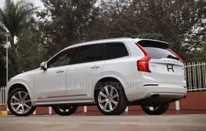 Volvo XC90 2019 White