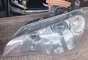 BMW X5 E70 Headlight Xenon