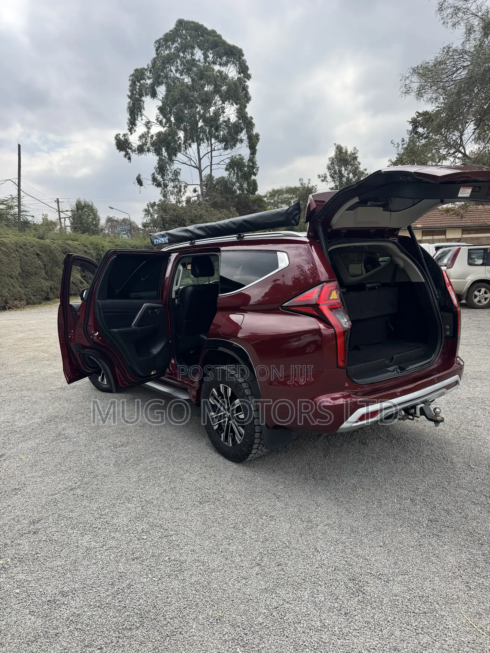 Mitsubishi Pajero Sport Exceed 2020 Maroon
