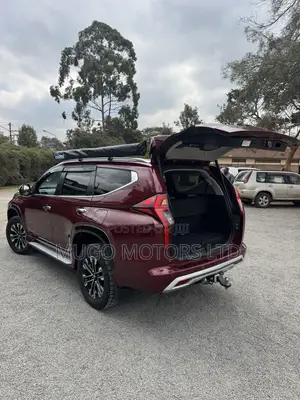 Mitsubishi Pajero Sport Exceed 2020 Maroon