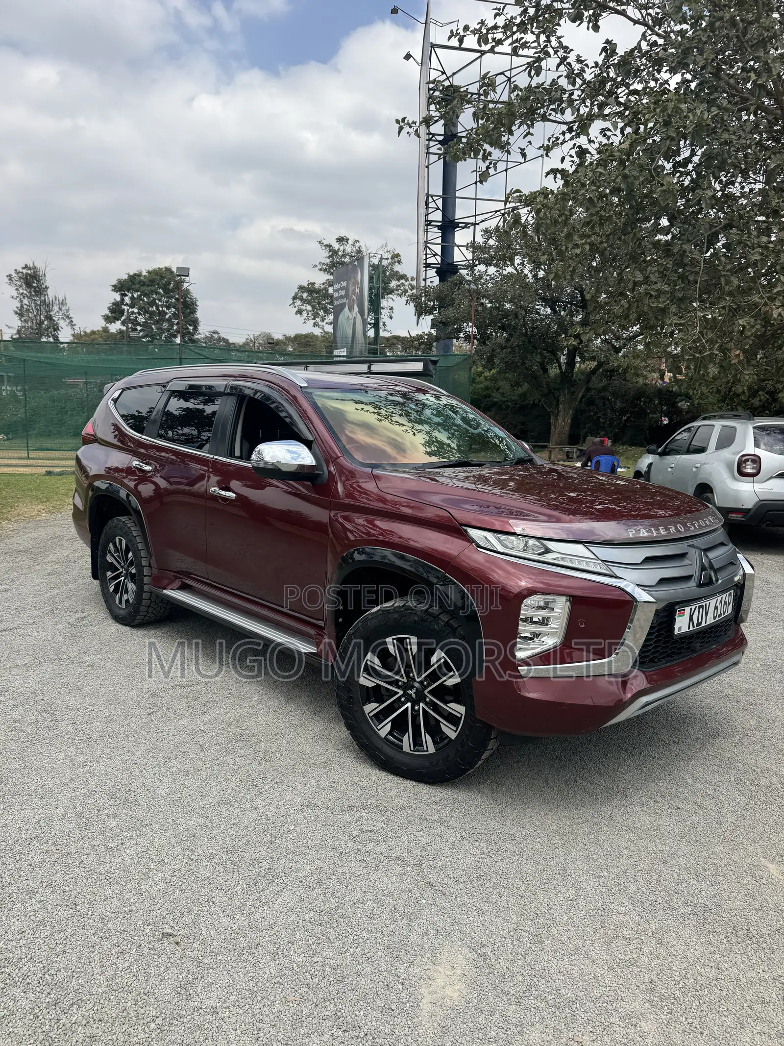 Mitsubishi Pajero Sport Exceed 2020 Maroon
