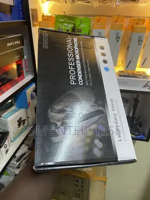 Brand New BM800 Mic With V8s 2 Channel Sound Card