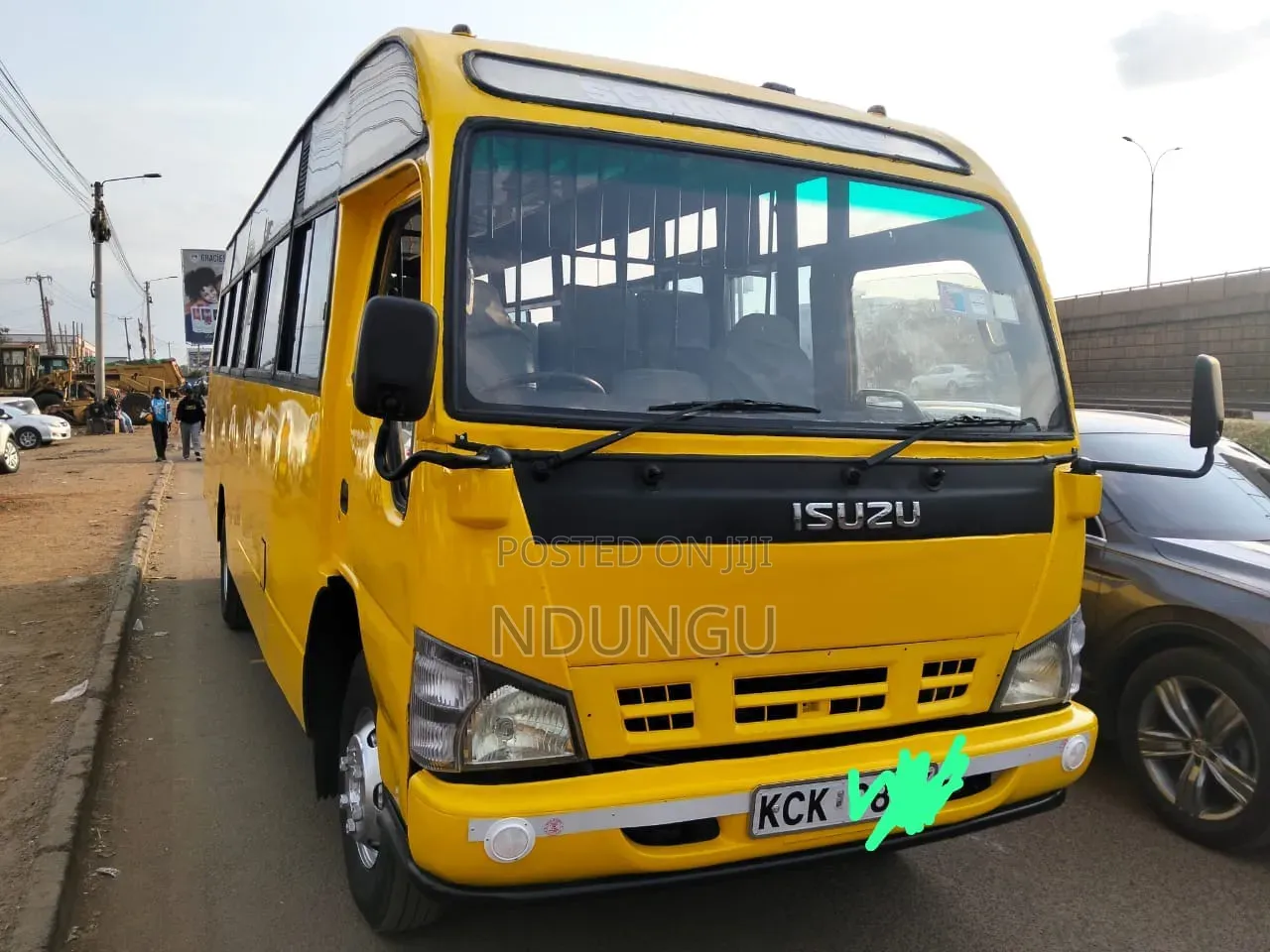 Isuzu NQR 2016 Yellow