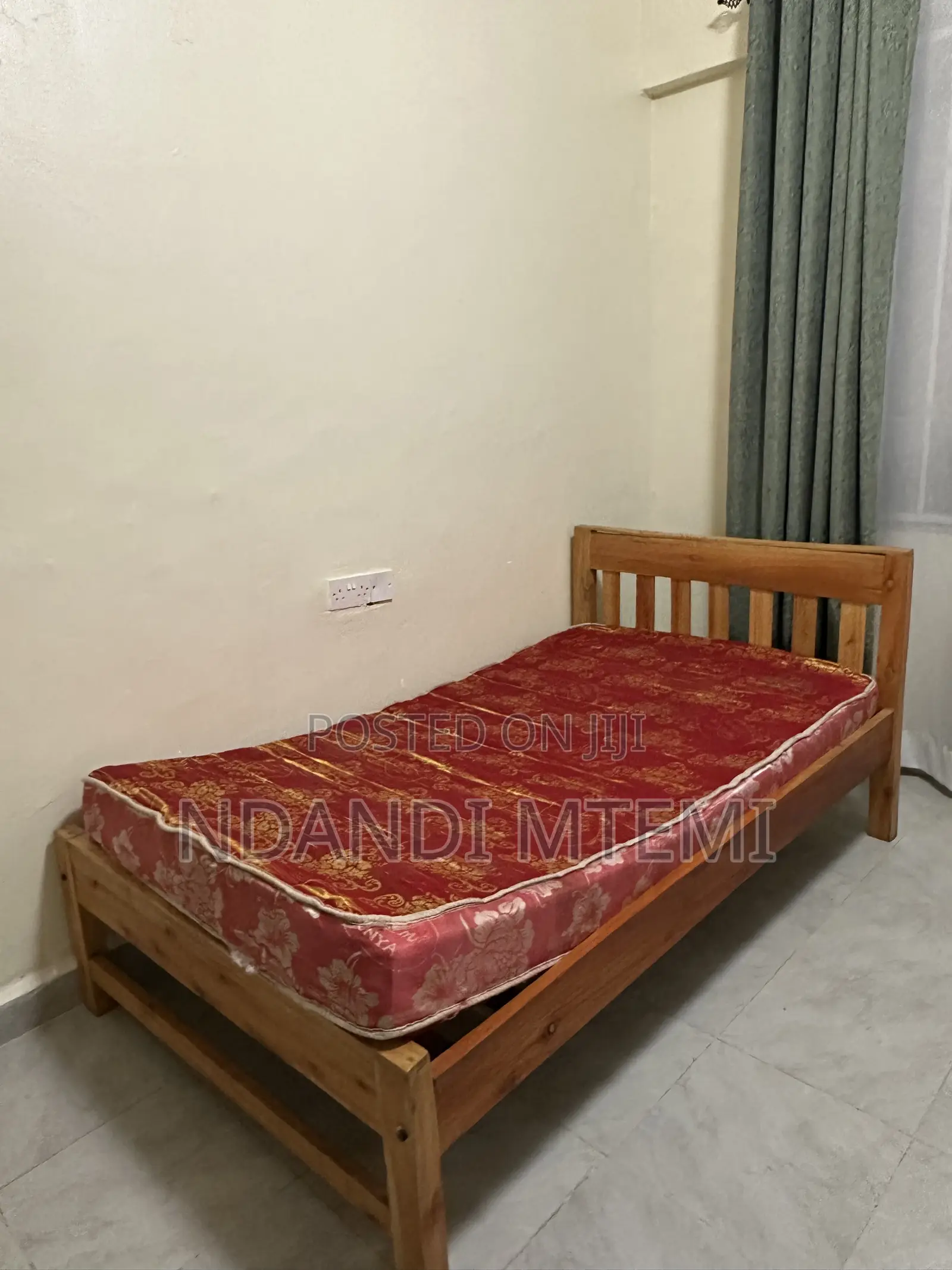 3*6 Solid Wood Single Bed With Mattress