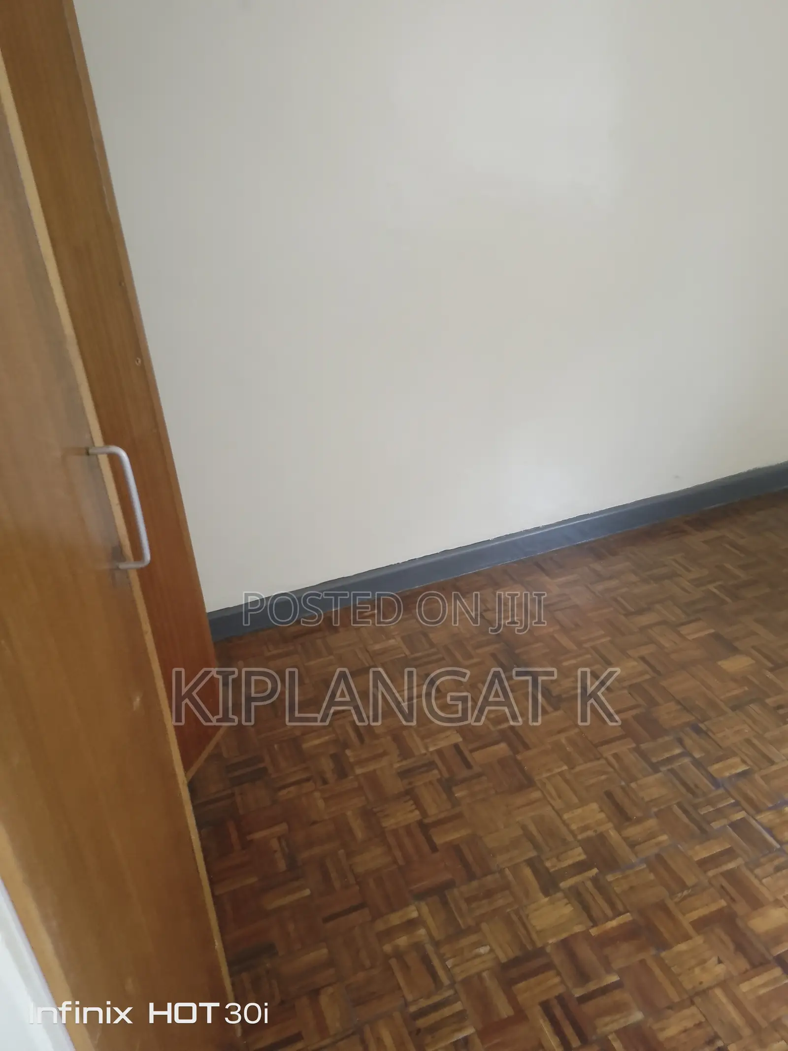 3bdrm Apartment in Old Racecourse, Pangani for sale