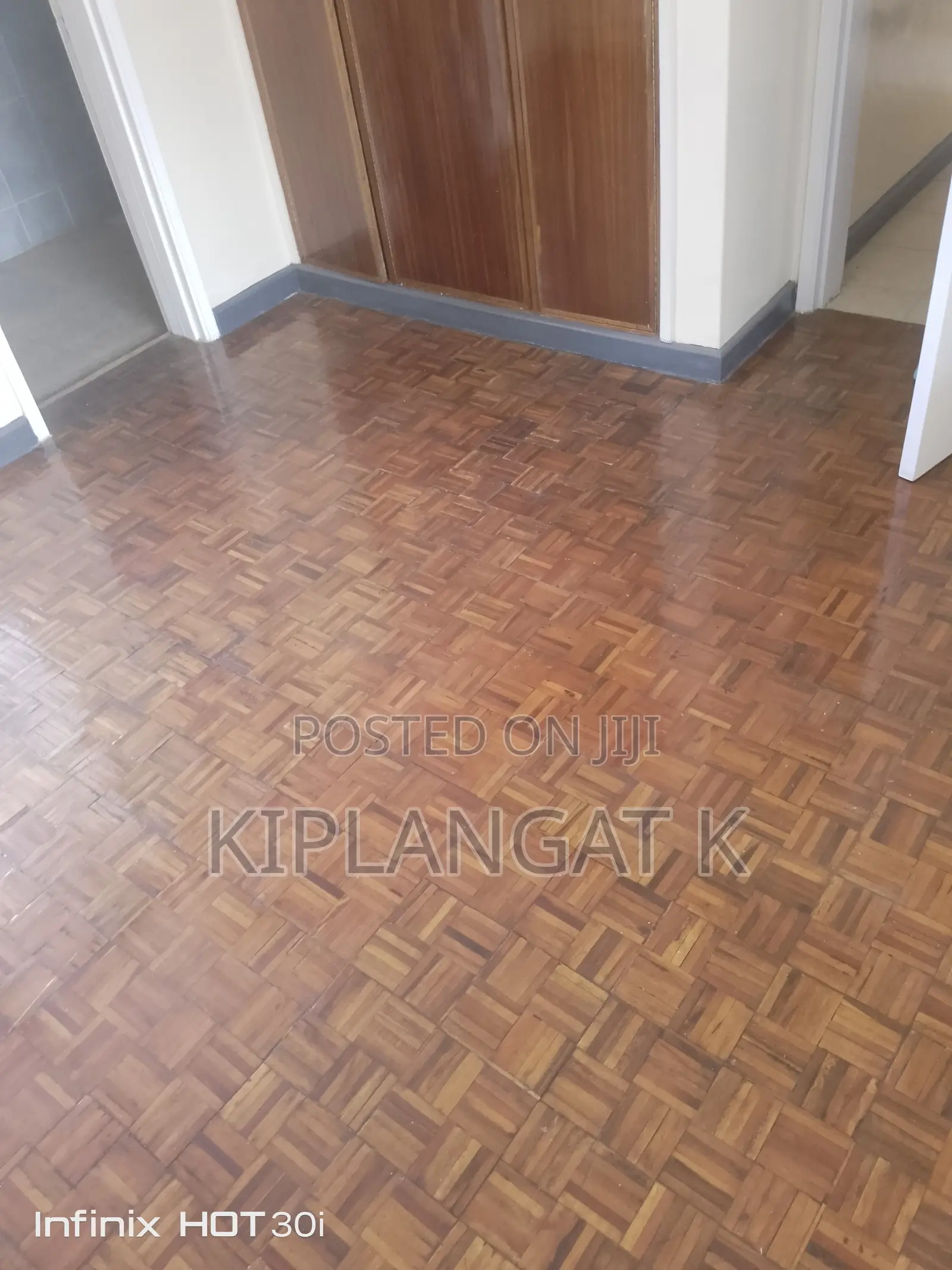 3bdrm Apartment in Old Racecourse, Pangani for sale