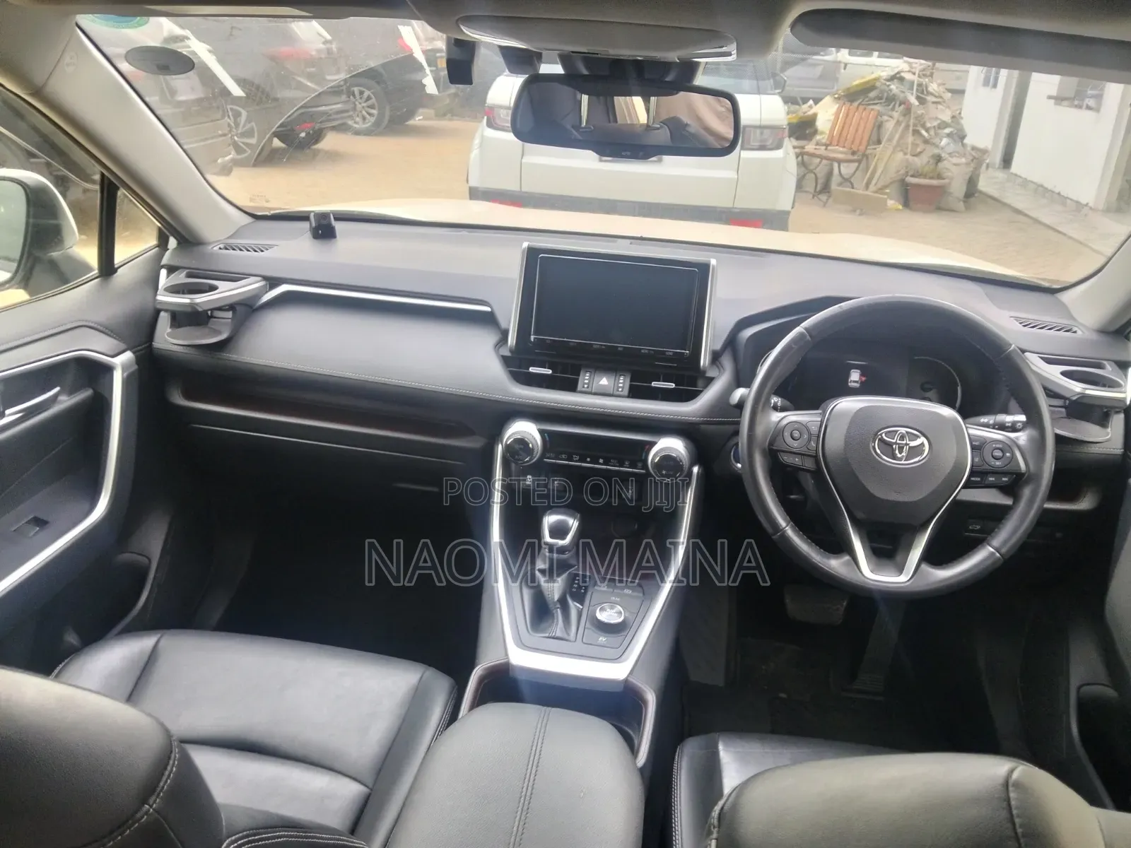 Toyota RAV4 2019 White