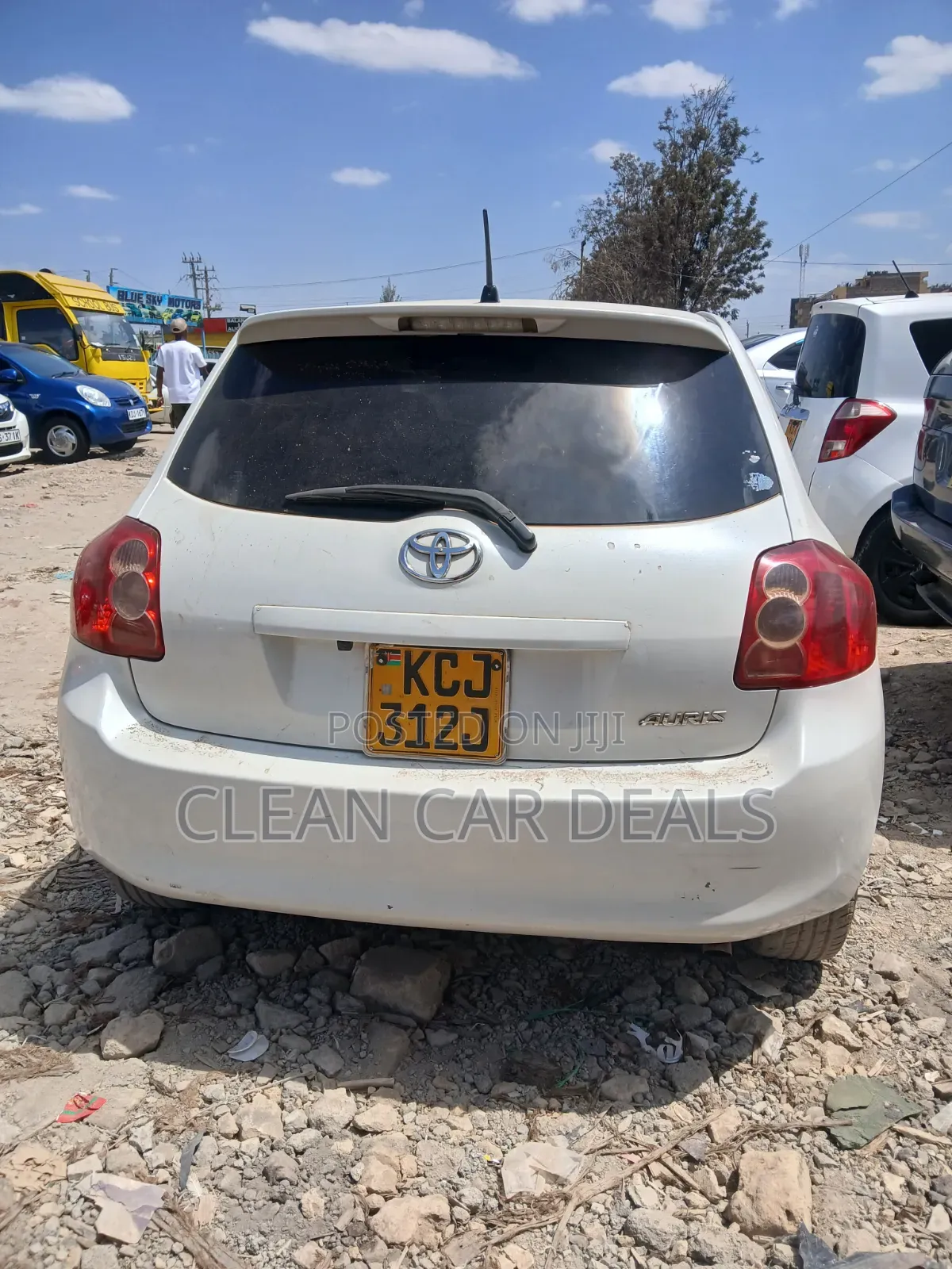 Toyota Auris 2009 White