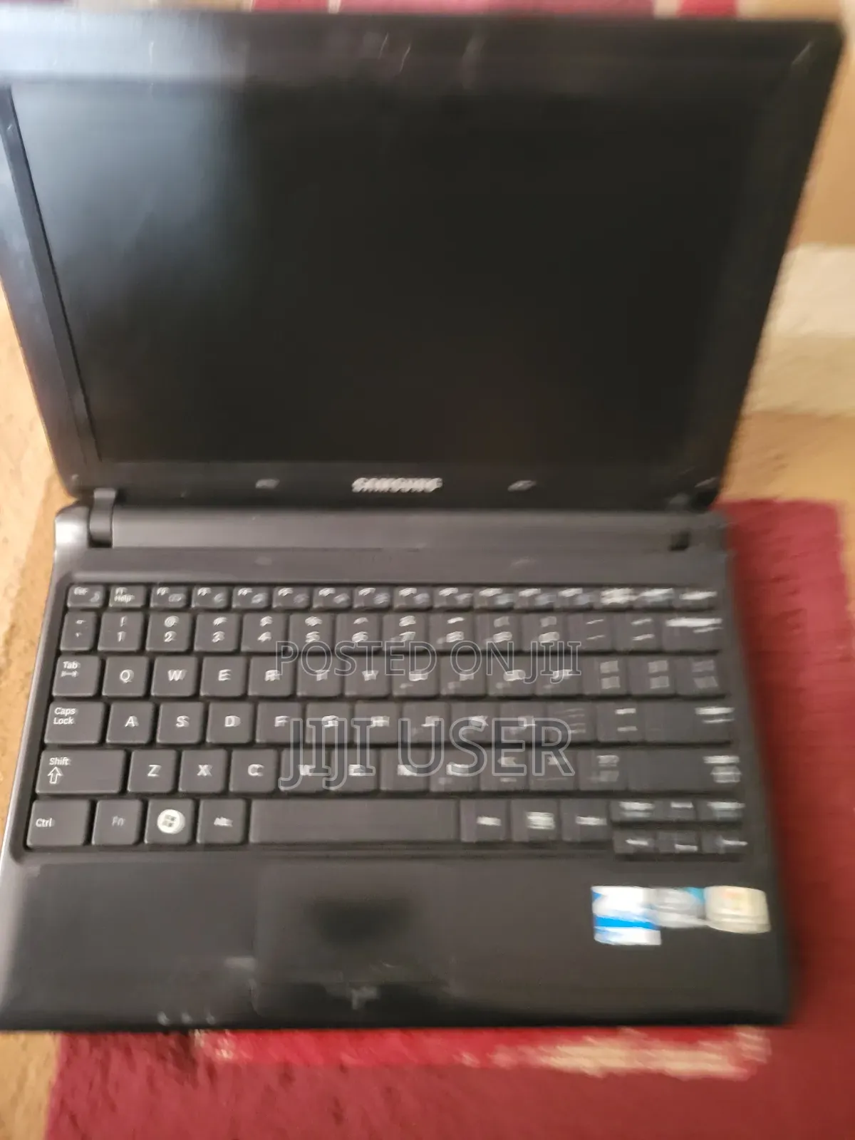 Laptop Samsung NP-N102S 4GB Intel Atom HDD+SSD 256GB