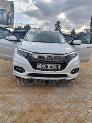 Honda Vezel 2018 White