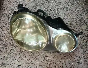 Volkswagen Polo Headlight Non-Xenon 2002-2005