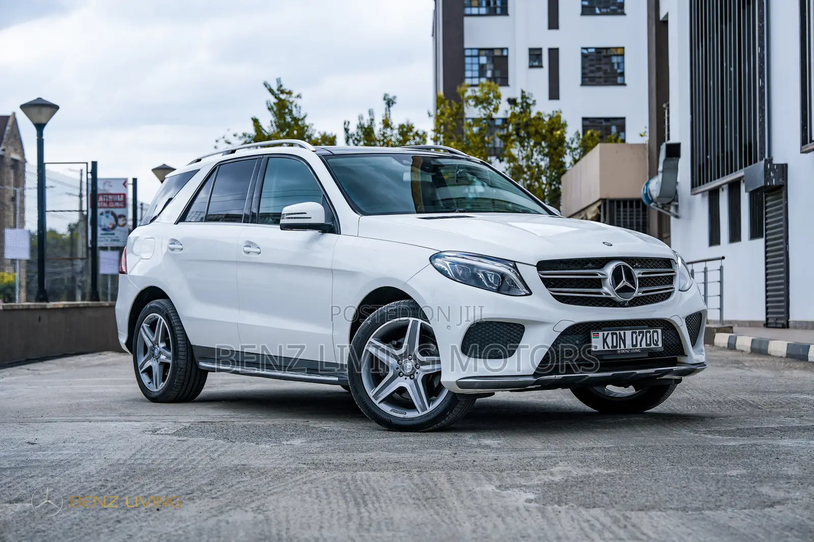 Mercedes-Benz GLE-Class GLE 350d 4MATIC 2016 White