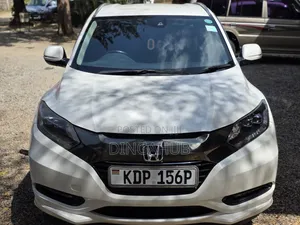 Honda Vezel 2016 White