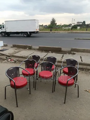 Modern Curved Chairs for Restaurant, Powder Coated 