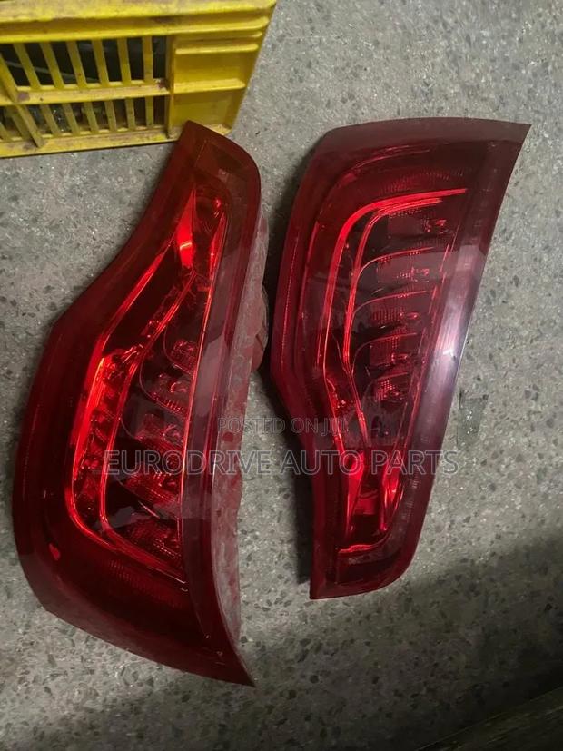 Audi Q7 Taillight 2010-2015 Model - thumbnail 2
