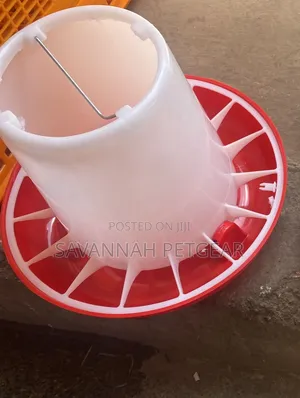 Red White Plastic Manual Poultry Feeder for Chicks Chicken - 6kg