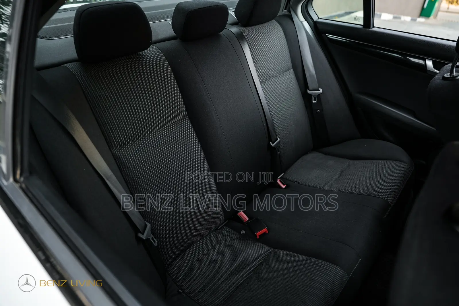 Mercedes-Benz C200 2011 White