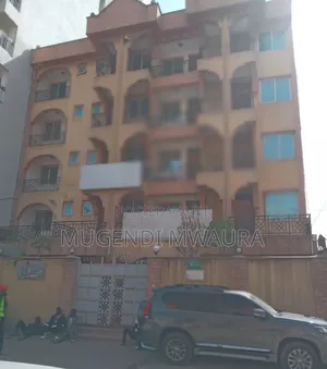 Furnished 5bdrm Apartment in Komarock for sale