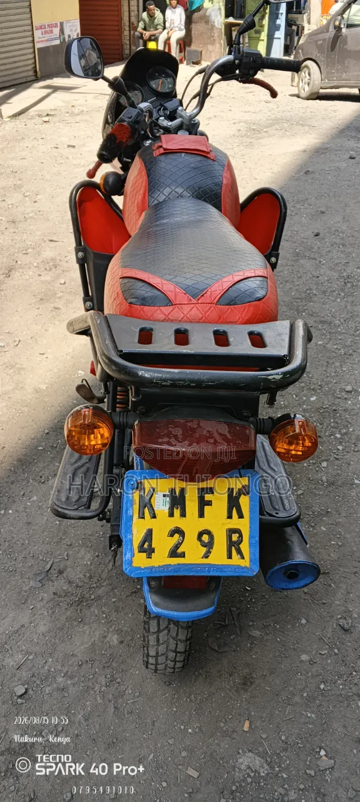 Bajaj Boxer 150 UG 2024 Red