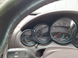 Porsche Cayenne 2017 Pearl