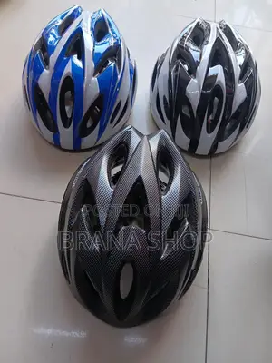 Adult Black Helmet – Stylish, Comfortable Protective