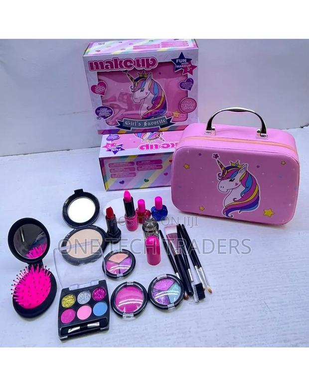 Make Up Kit - Girls Favourite, 3 Yrs and Above