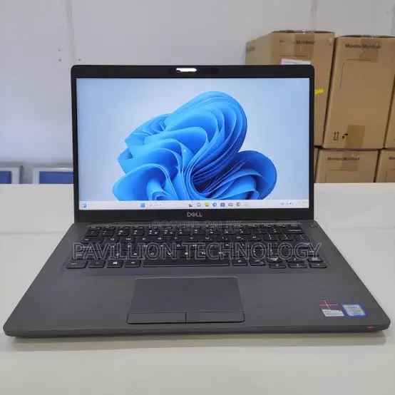 Laptop Dell Latitude 5400 8GB Intel Core i7 SSD 256GB