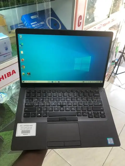 Laptop Dell Latitude 5400 8GB Intel Core i7 SSD 256GB