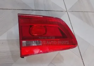 Volkswagen Touran Boot Light 2010-2015 Model