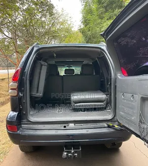Toyota Land Cruiser Prado 2005 Blue
